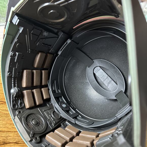 Star Wars Black Series Boba Fett Re-Armored Electronic Helmet W/Box Cosplay - Picture 7 of 11